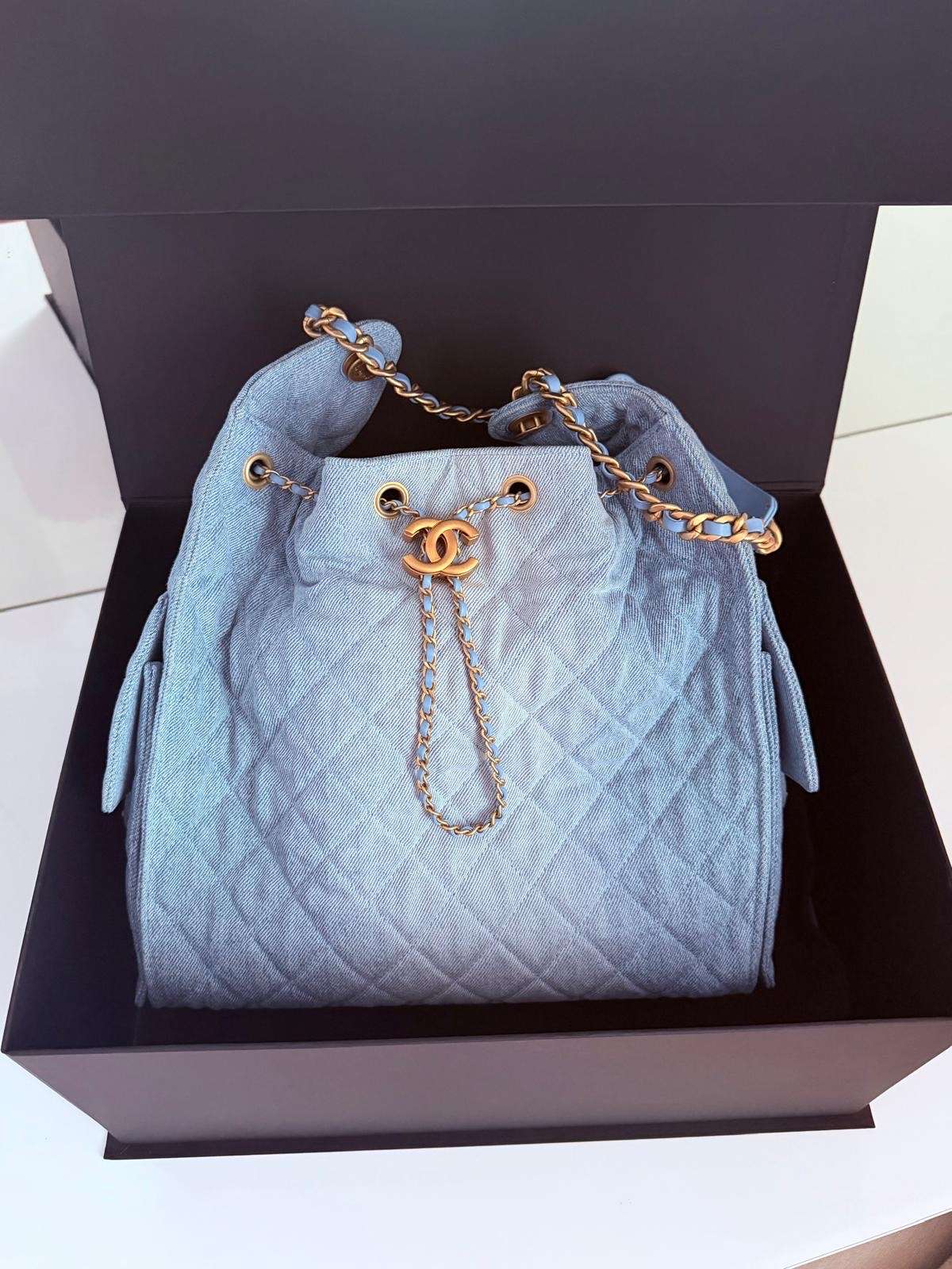 Chanel 25 medium