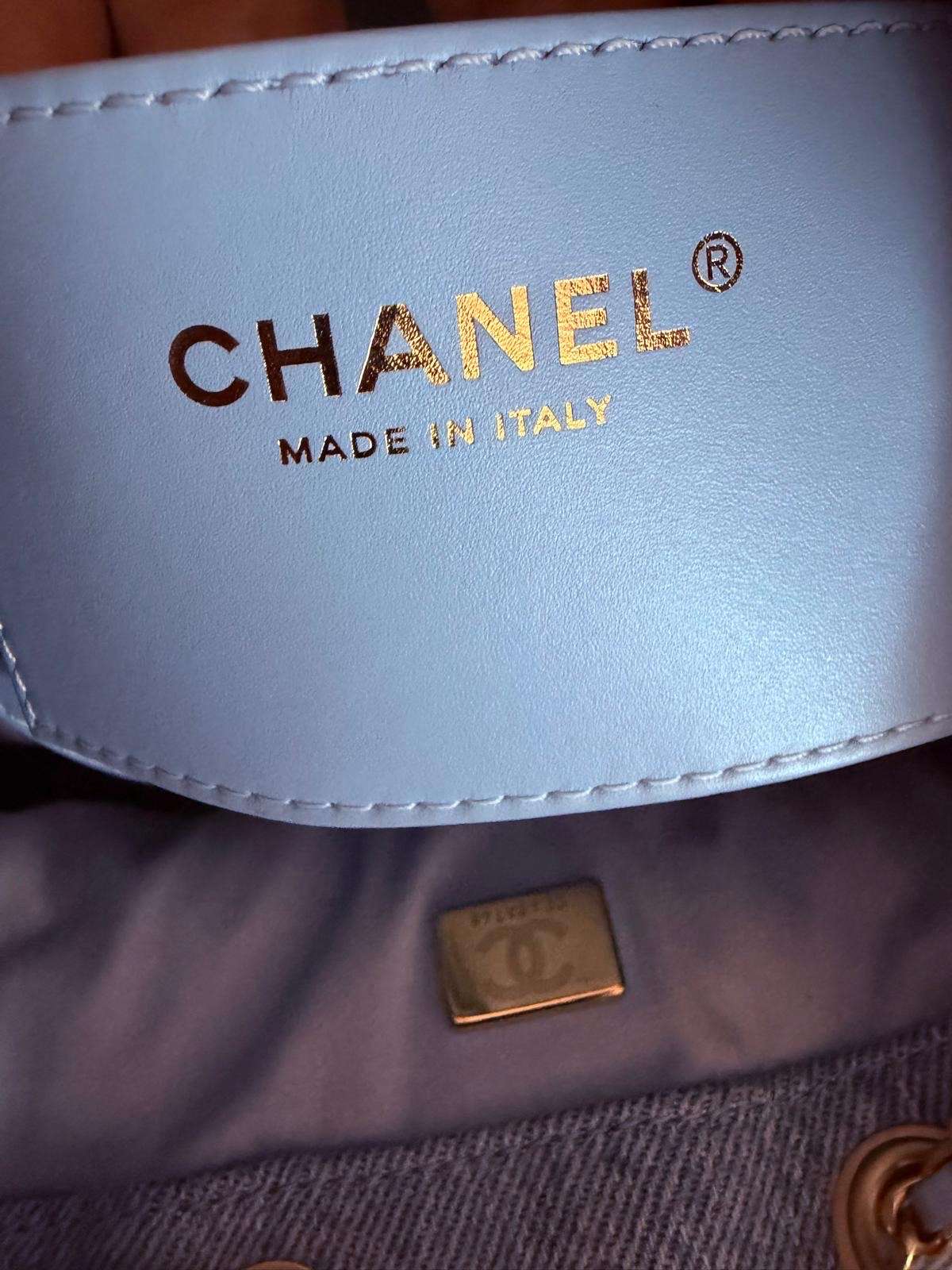 Chanel 25 medium
