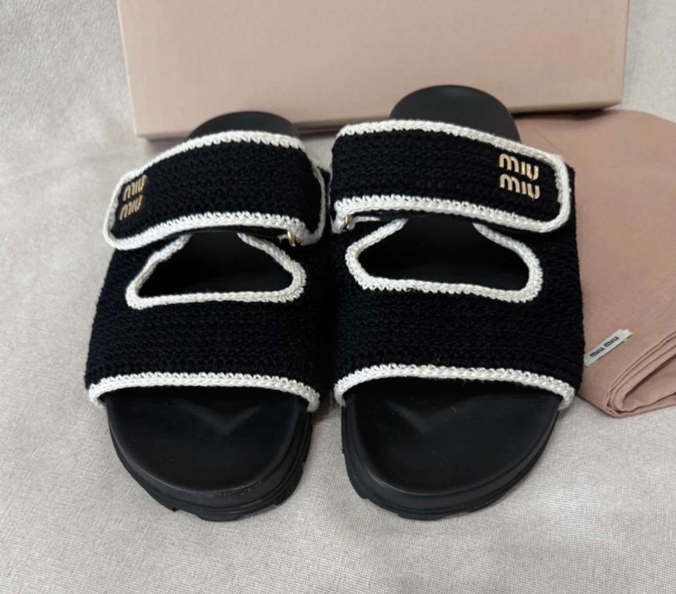 Miu Miu sandalky