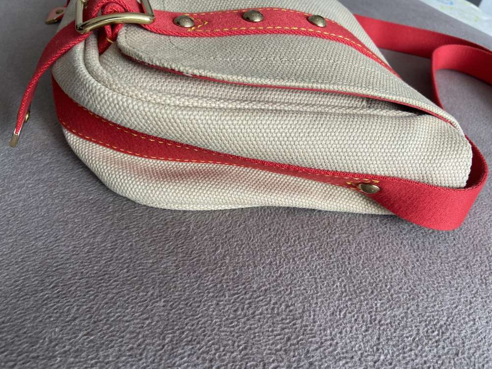 Louis Vuitton crossbody kabelka
