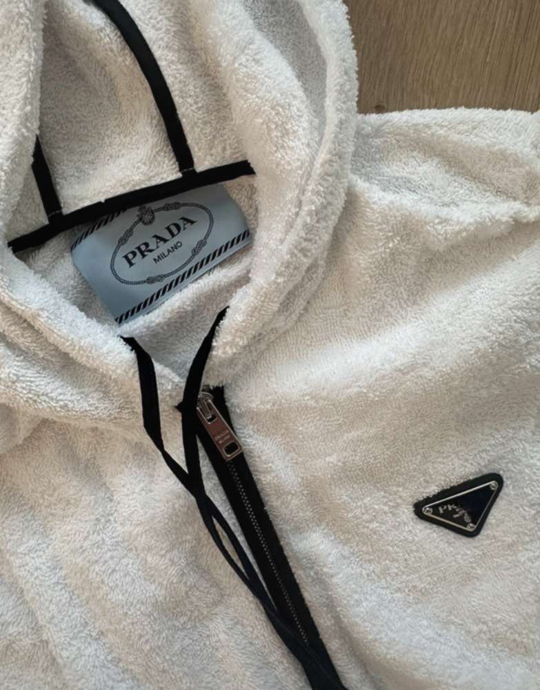 Prada mikina