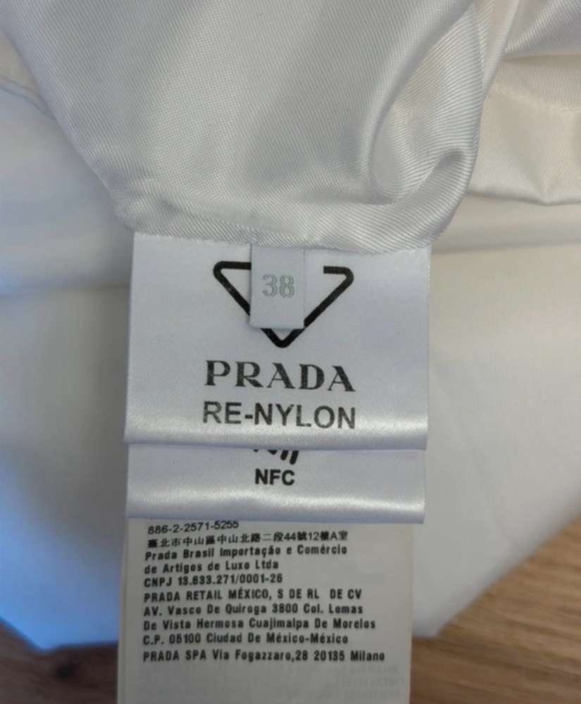 Prada šaty