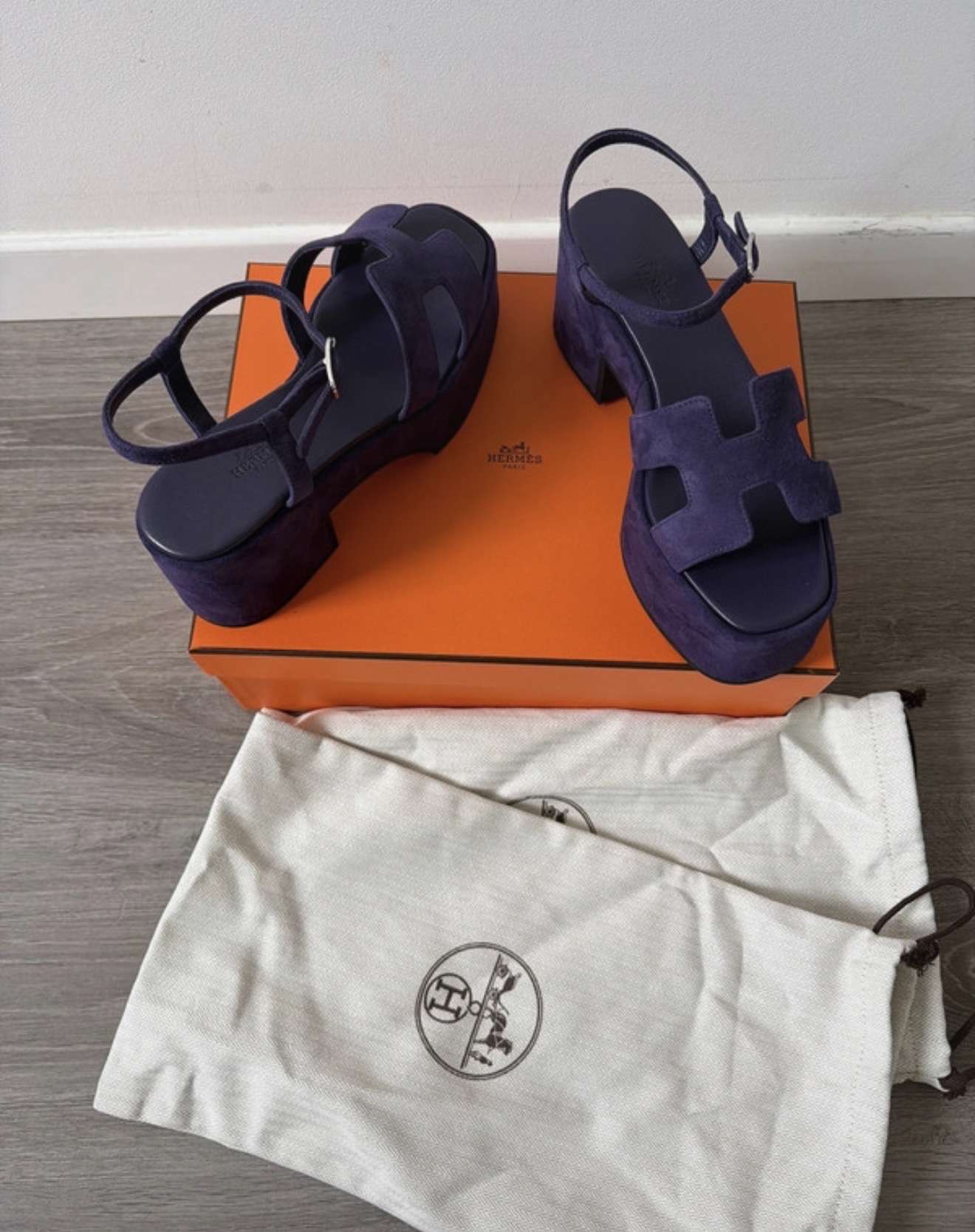 Hermes sandalky