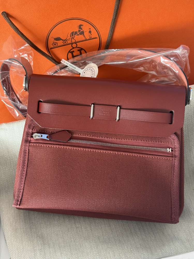 Úplne nová Hermés Herbag 20 Retourné