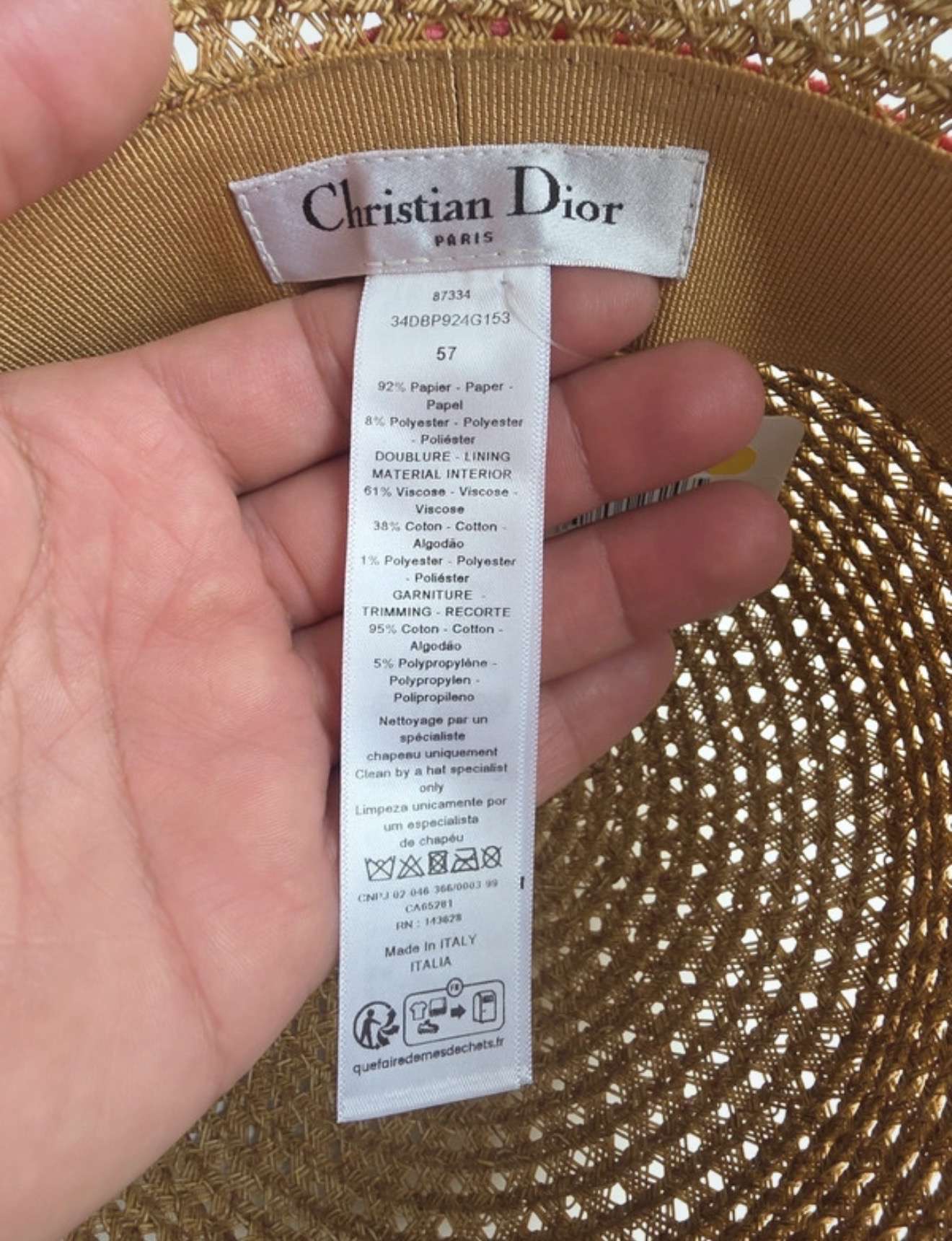 Dior klobúk