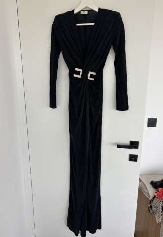 https://www.vipluxury.sk/Večerní šaty Elisabetta franchi red carpet