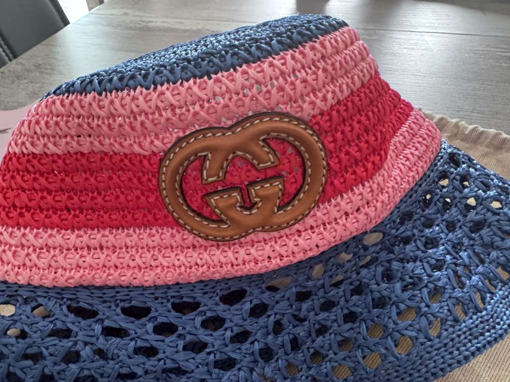 Klobouk  „bucket hat“ Gucci