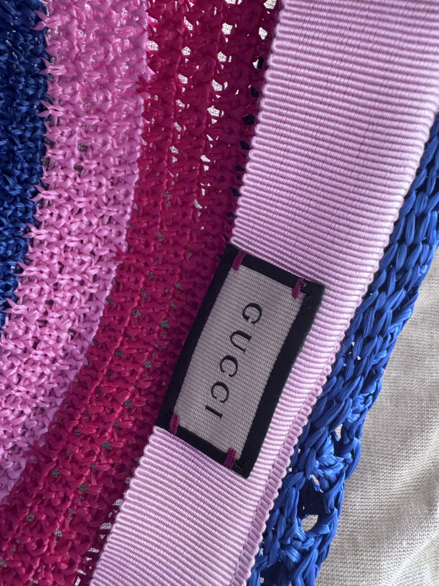 Klobouk  „bucket hat“ Gucci