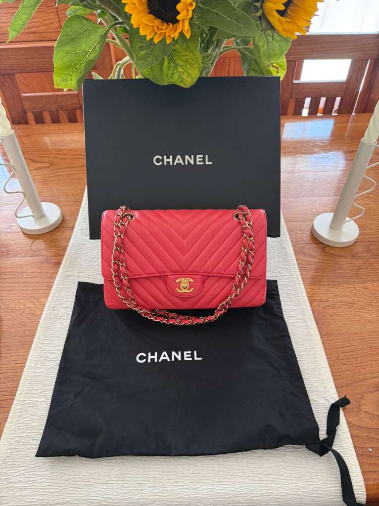 Chanel médium flap bag