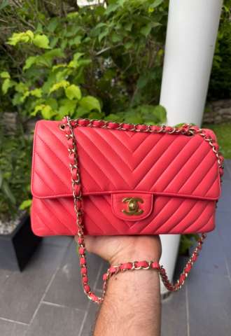 https://www.vipluxury.sk/Chanel médium flap bag