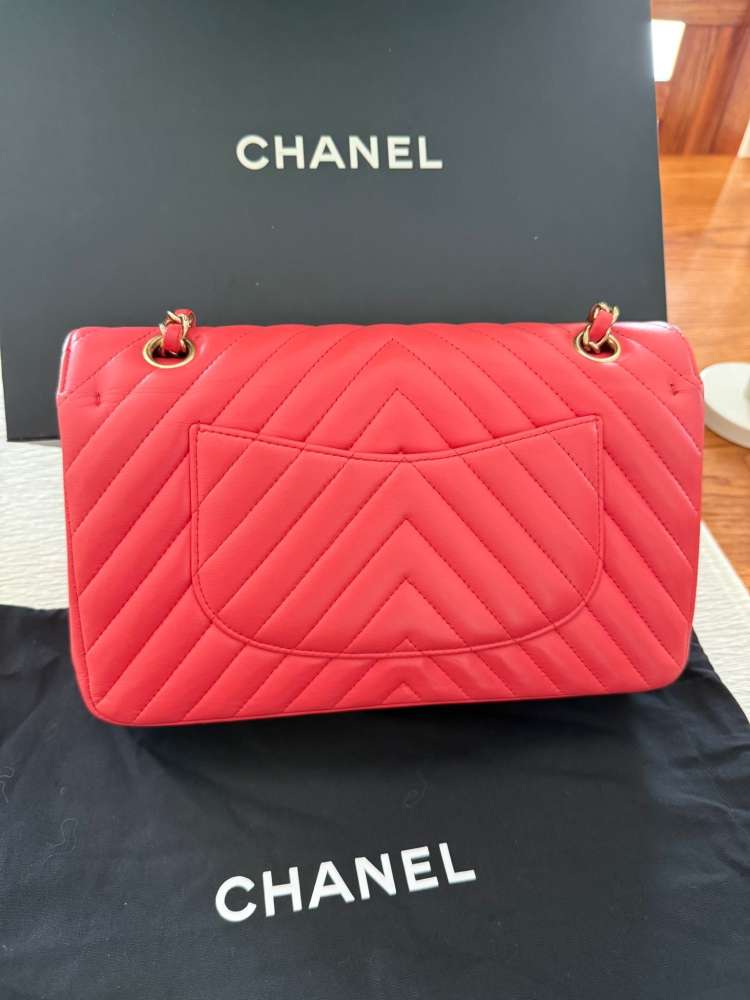 Chanel médium flap bag