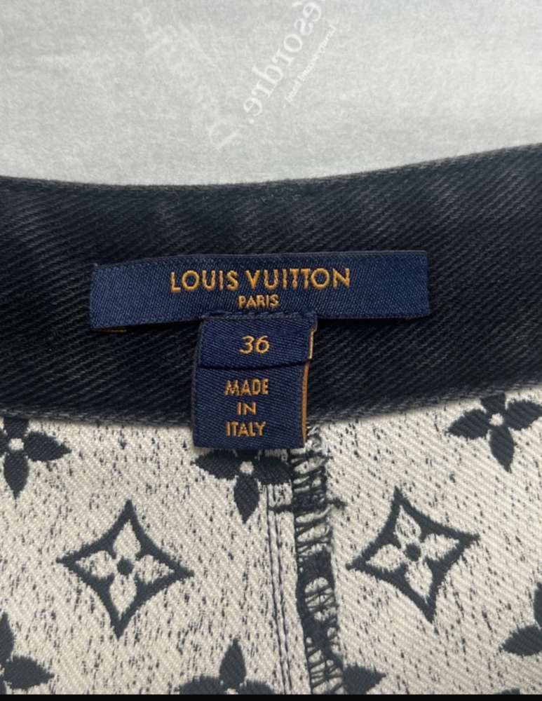 Louis Vuitton rifle