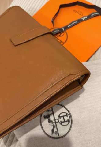 https://www.vipluxury.sk/Hermes Jige clutch