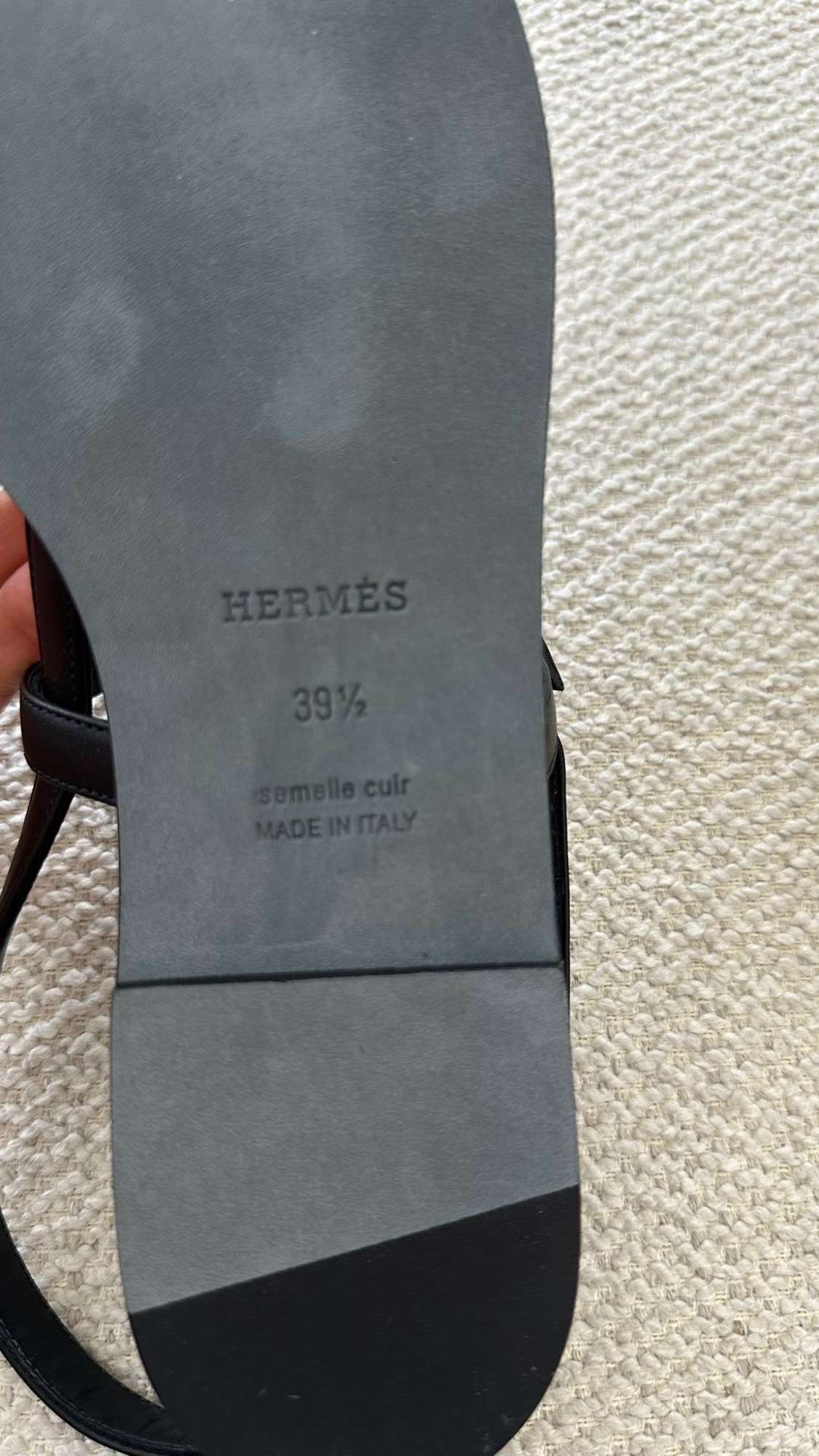 Hermes sandále