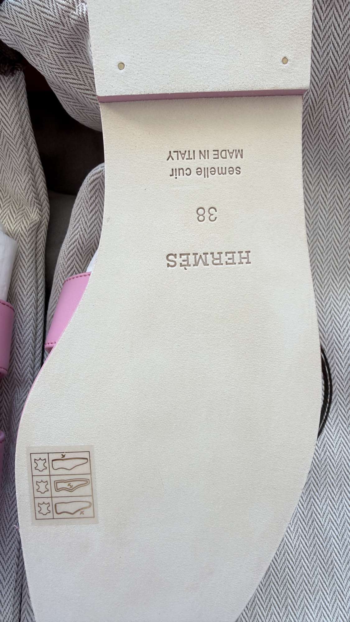 Sandále Hermès Oran rose Bonbon 38