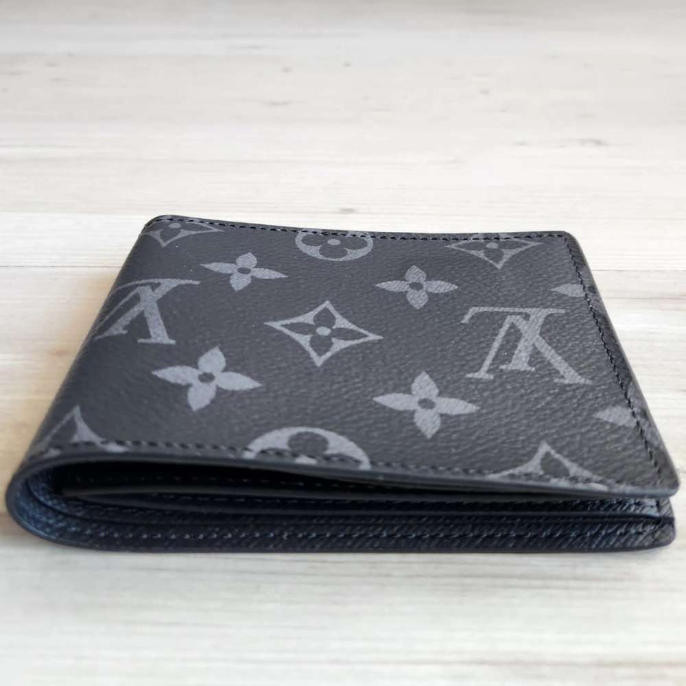 Louis Vuitton Slander