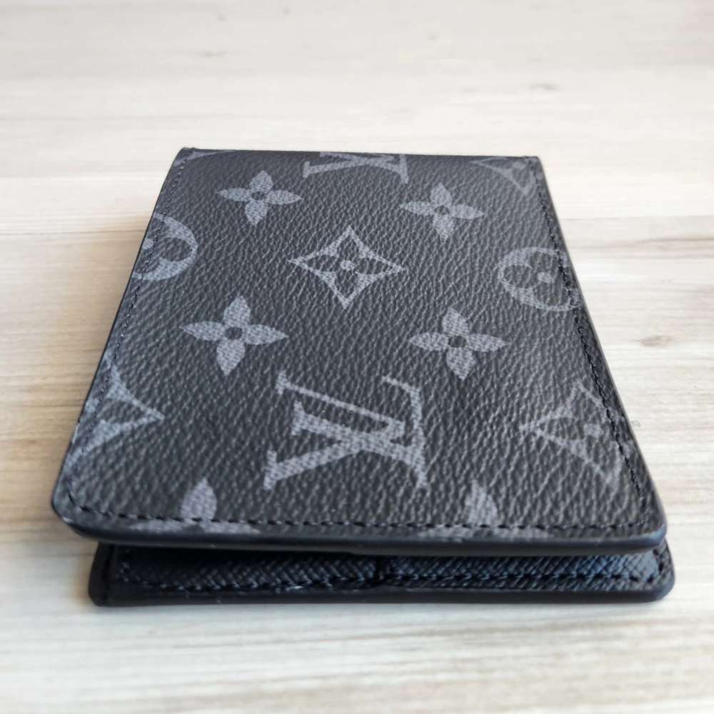 Louis Vuitton Slander