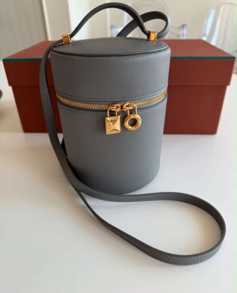 Loro Piana kabelka