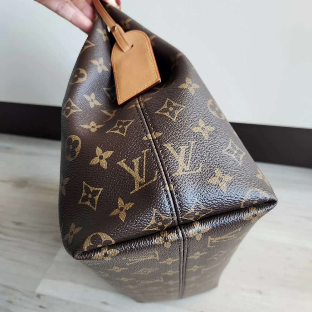 Louis Vuitton Graceful MM