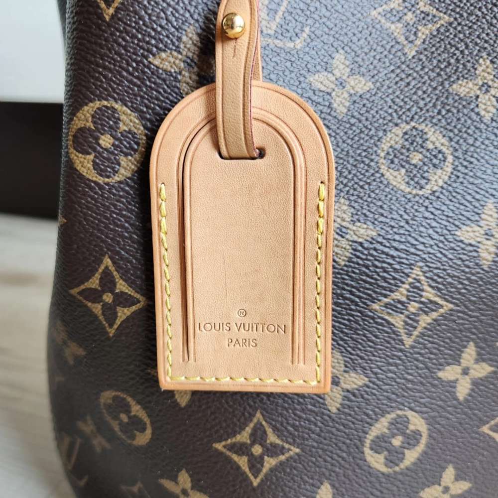 Louis Vuitton Graceful MM