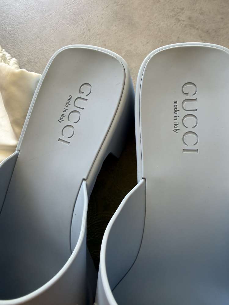 Gucci boty