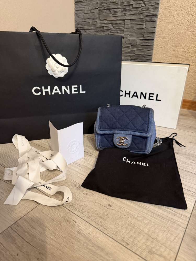 Chanel denim flap