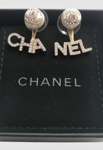https://www.vipluxury.sk/Chanel Nausnice
