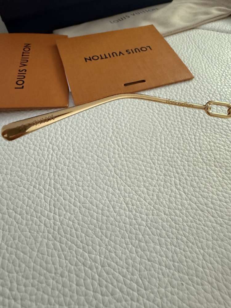 Louis Vuitton Jewel Low Cat Eye Sunglasses