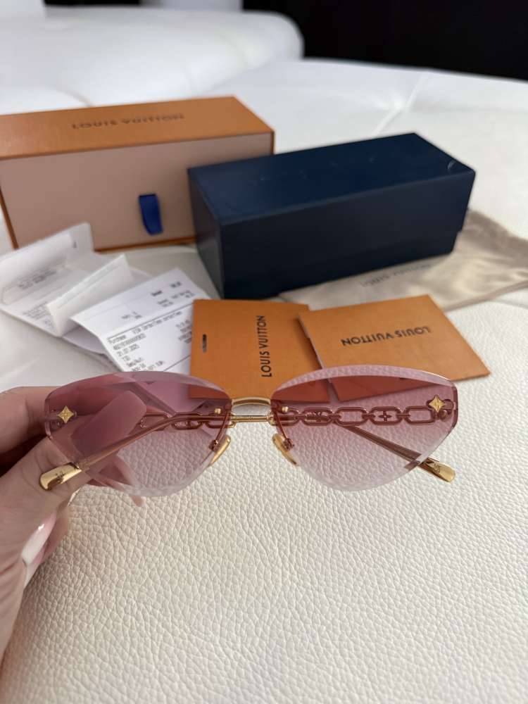 Louis Vuitton Jewel Low Cat Eye Sunglasses