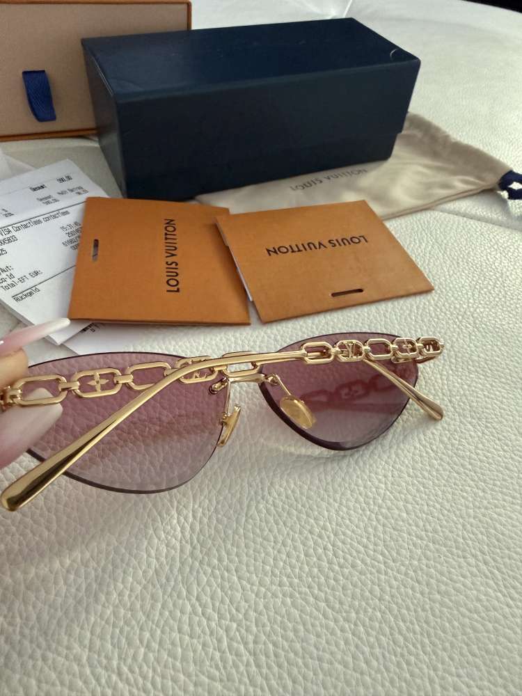 Louis Vuitton Jewel Low Cat Eye Sunglasses