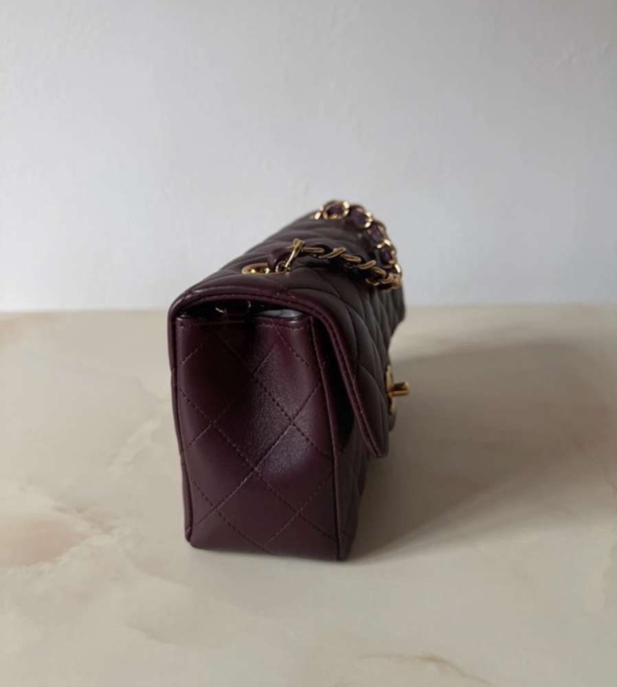 Chanel mini