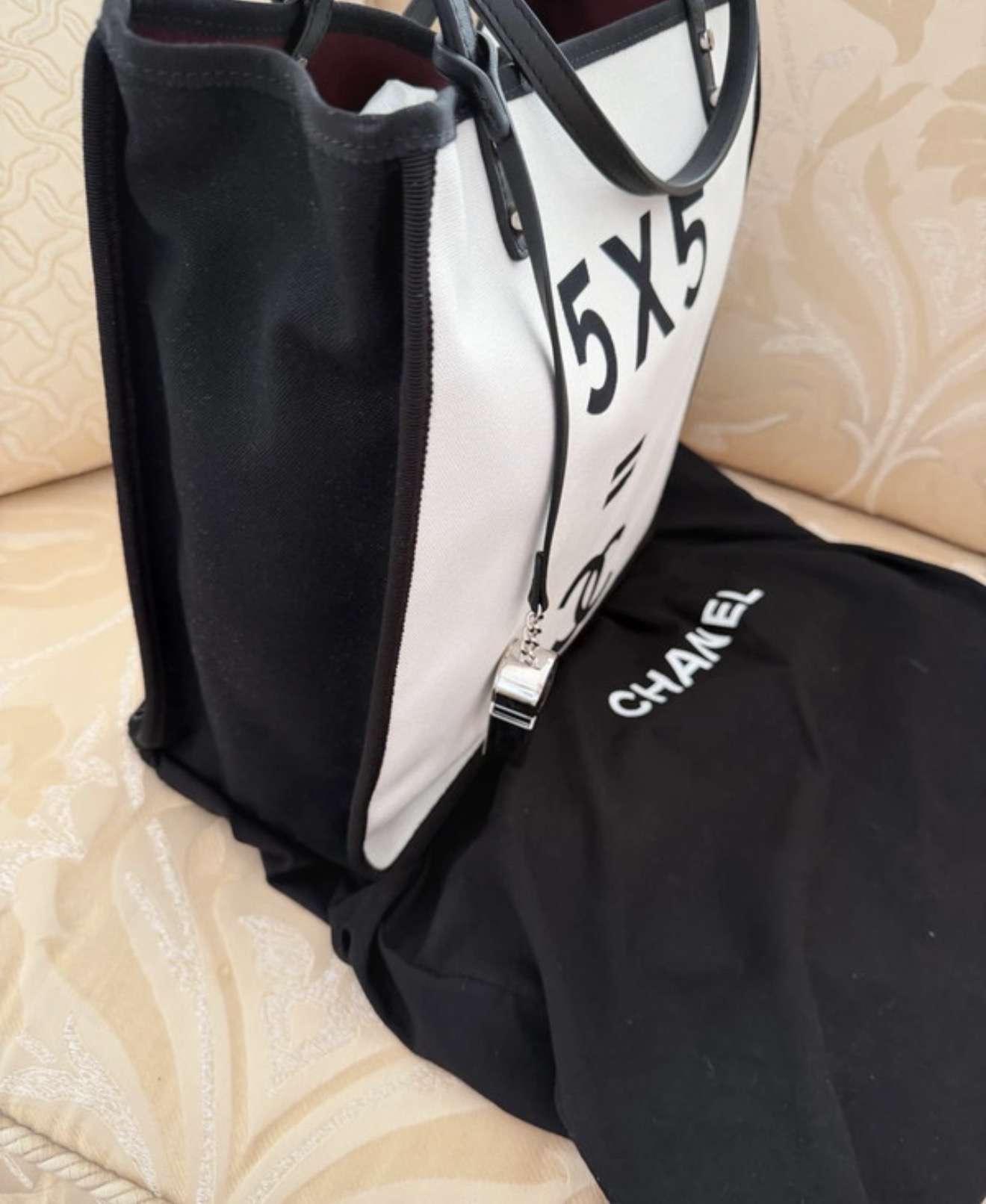 Chanel shopperka