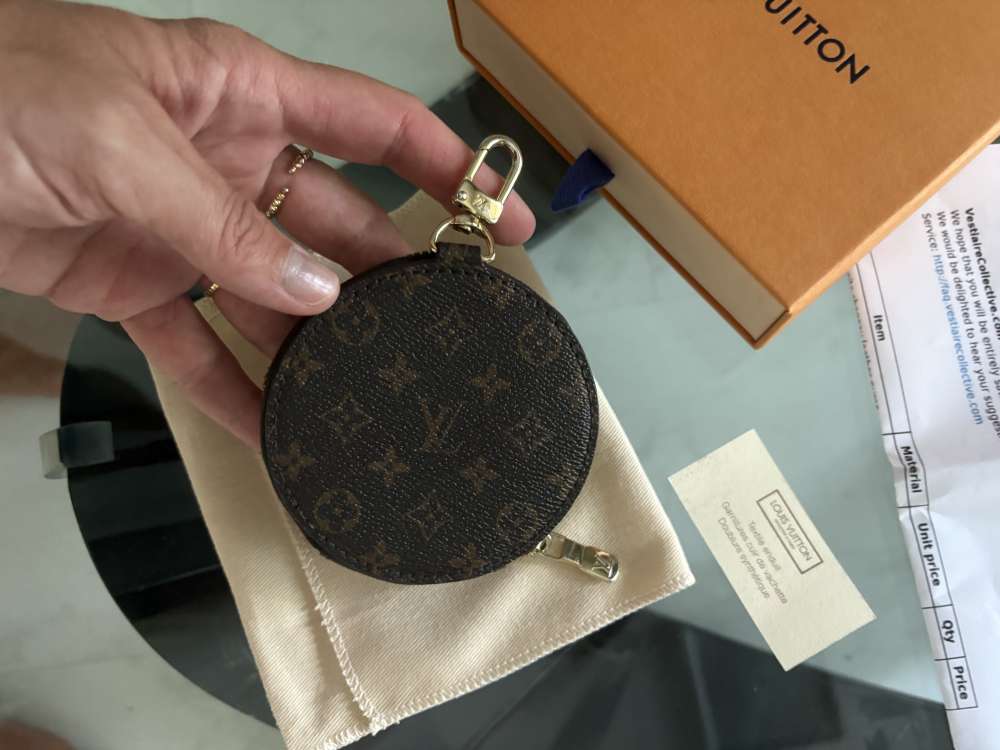 Louis Vuitton peňaženka, prívesok , kľúčenka