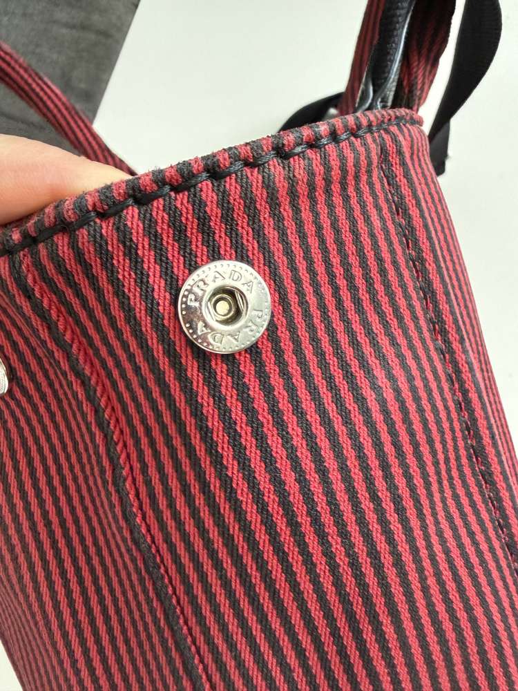 Prada canapa tote kabelka stripe