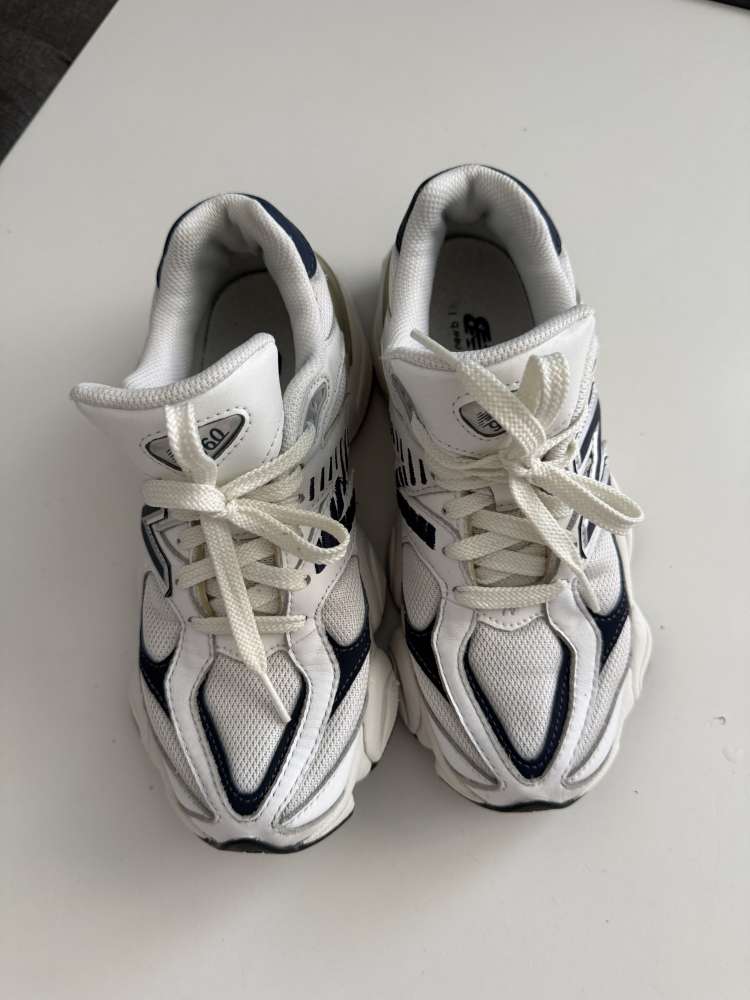 New balance 9060 tenisky 38