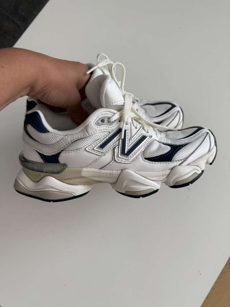 New balance 9060 tenisky 38