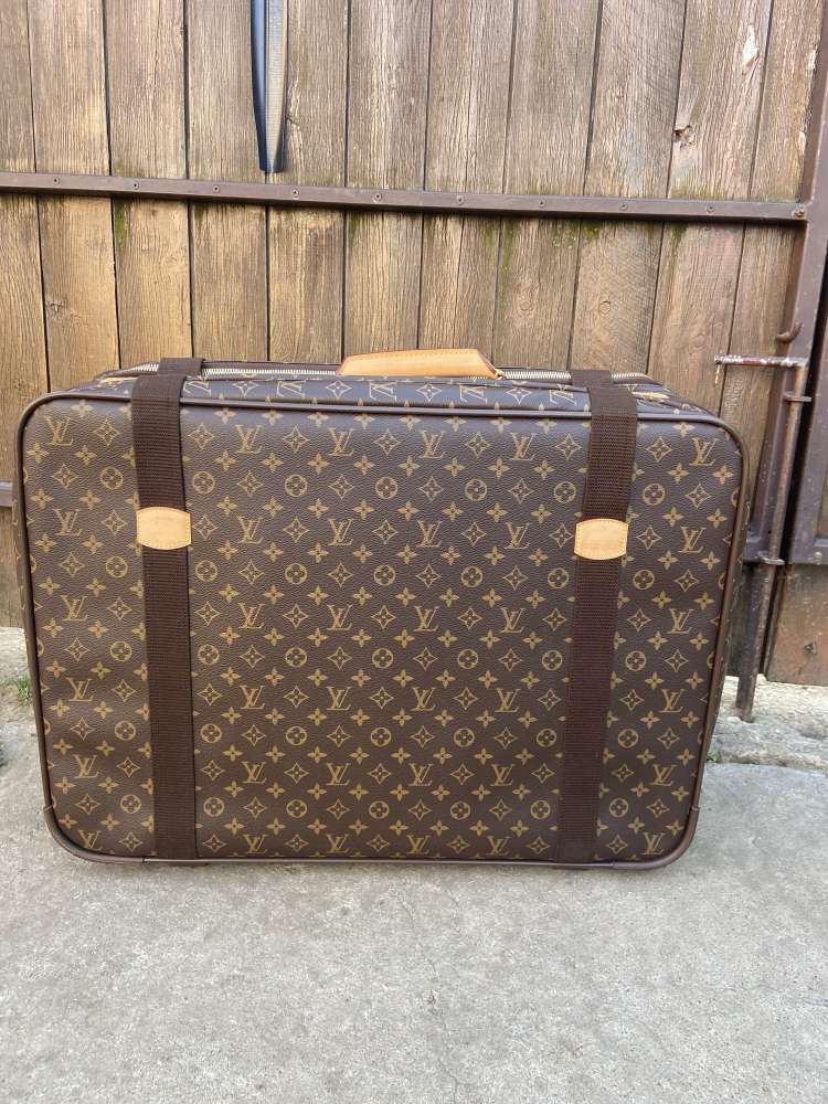 Louis Vuitton cestovny kufor
