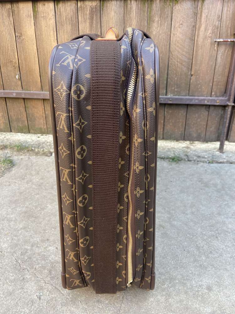Louis Vuitton cestovny kufor