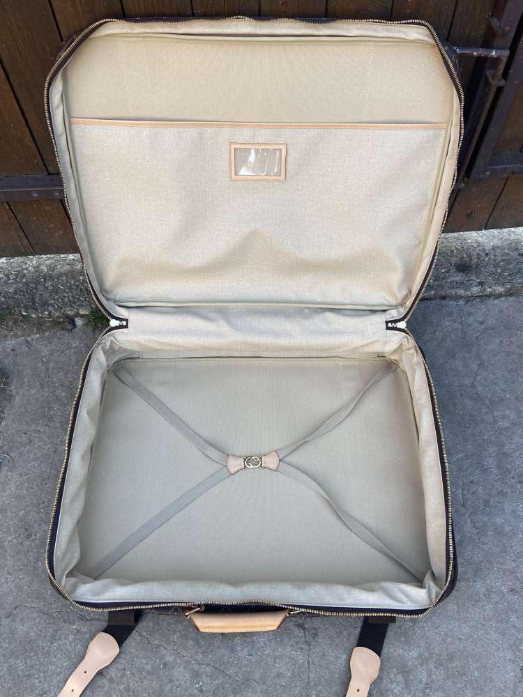 Louis Vuitton cestovny kufor