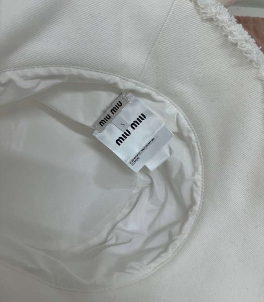 Miu miu klobuk