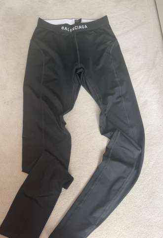https://www.vipluxury.sk/Balenciaga legíny xs