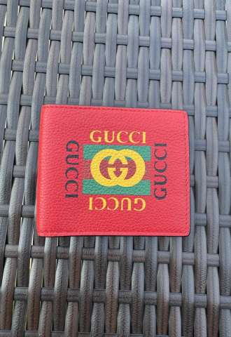 https://www.vipluxury.sk/Panska penazenka Gucci