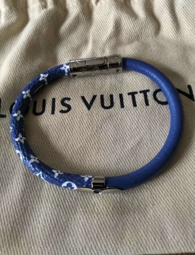 Louis Vuitton náramok