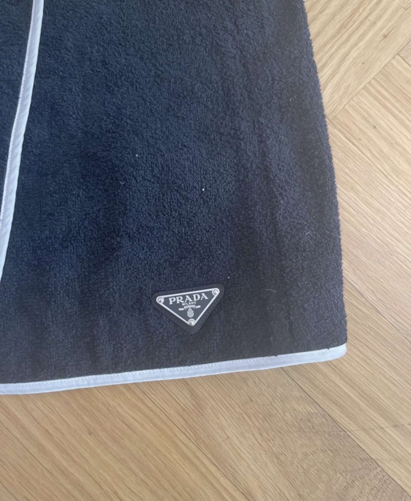 Prada sukňa