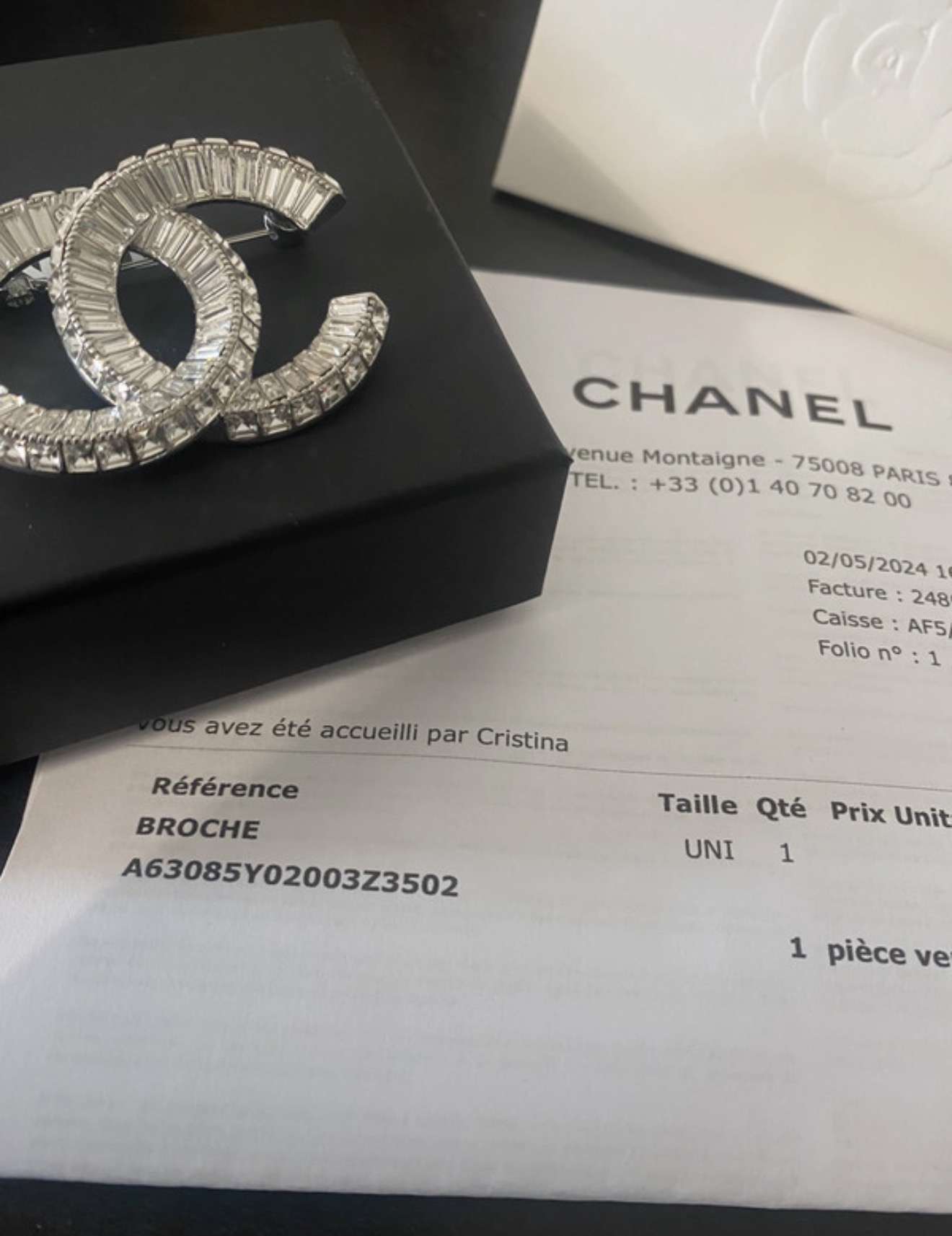 Chanel brošňa
