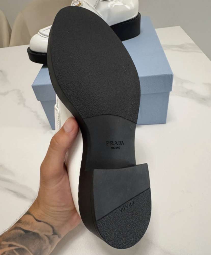 Prada mokasiny