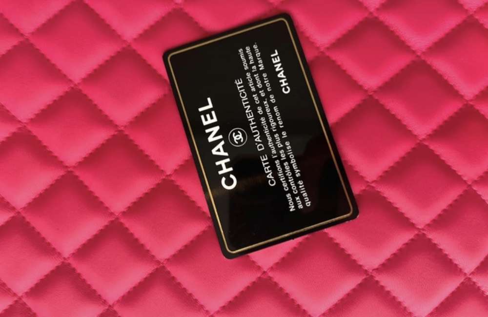 Chanel clutch