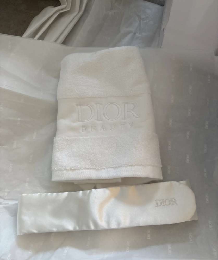 Dior kozmetický kufrik