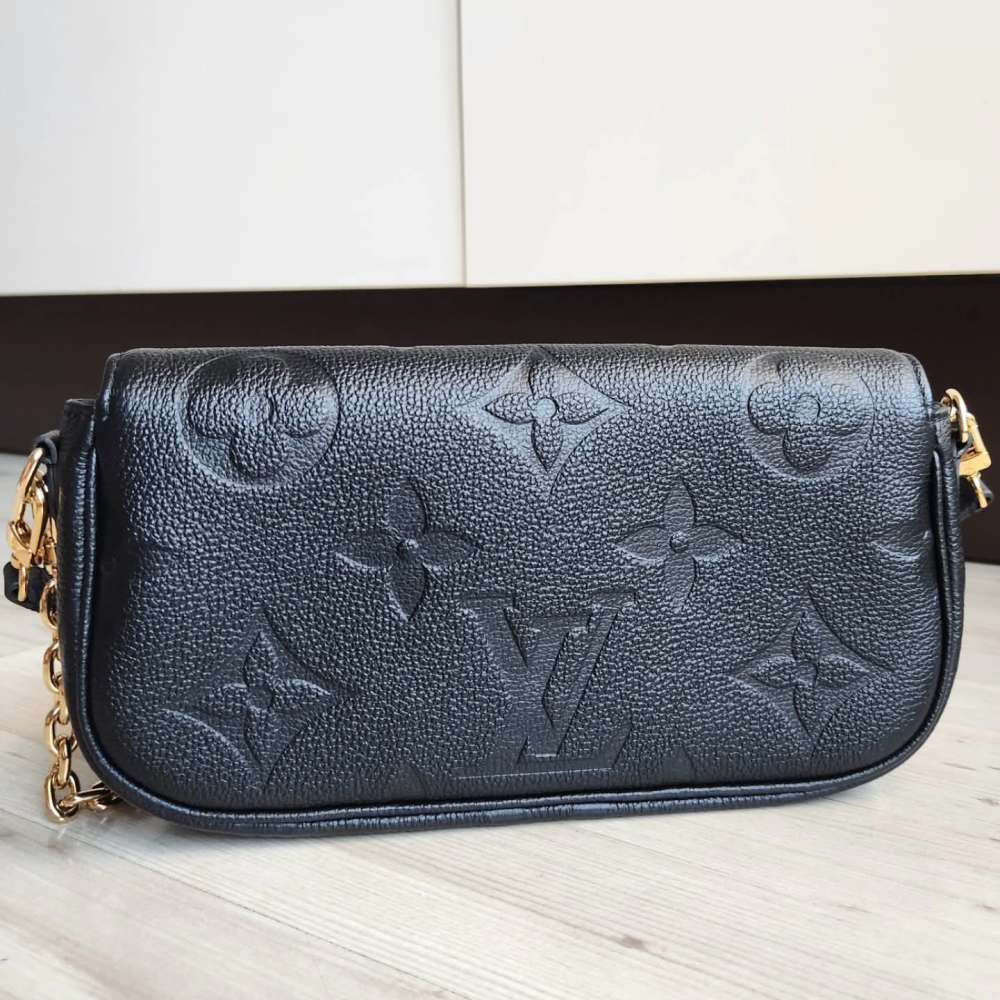 Louis Vuitton Ivy