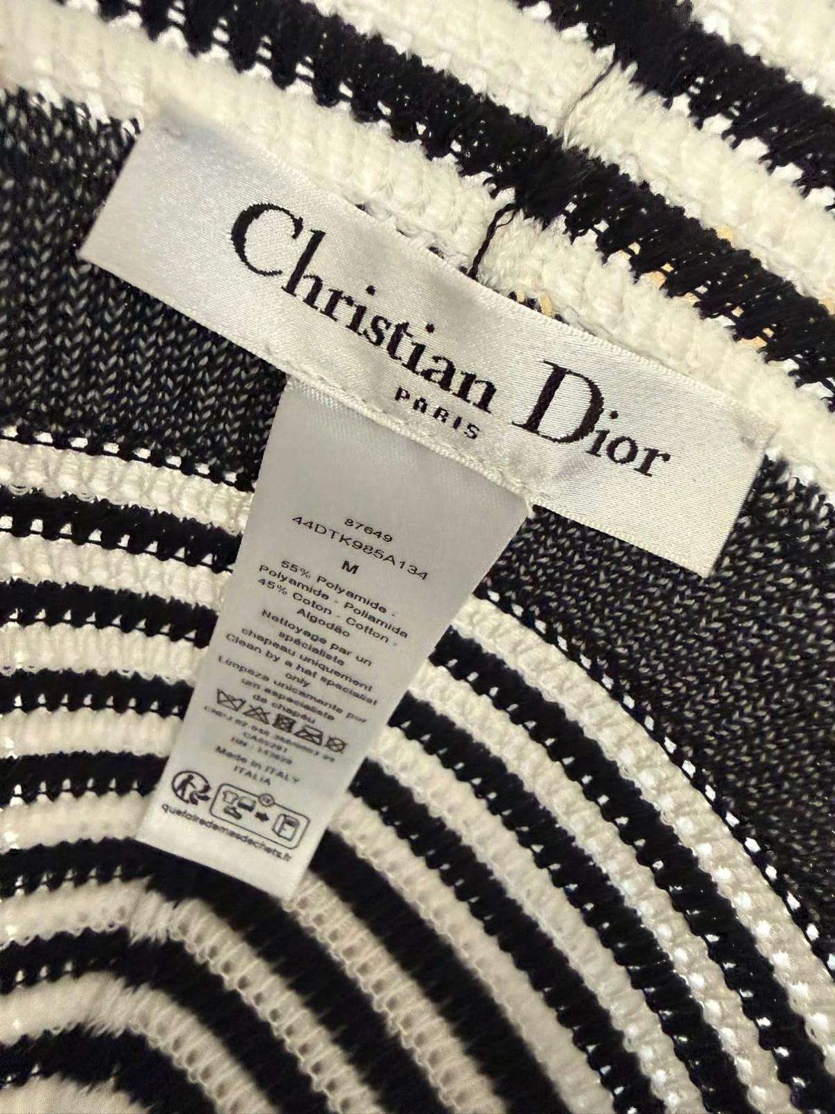 Dior klobúk